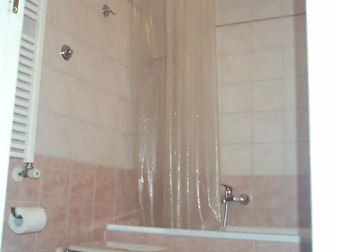 Trastevere, Tiburzi 2, Balcony, Ideally Located!!! Appartement *